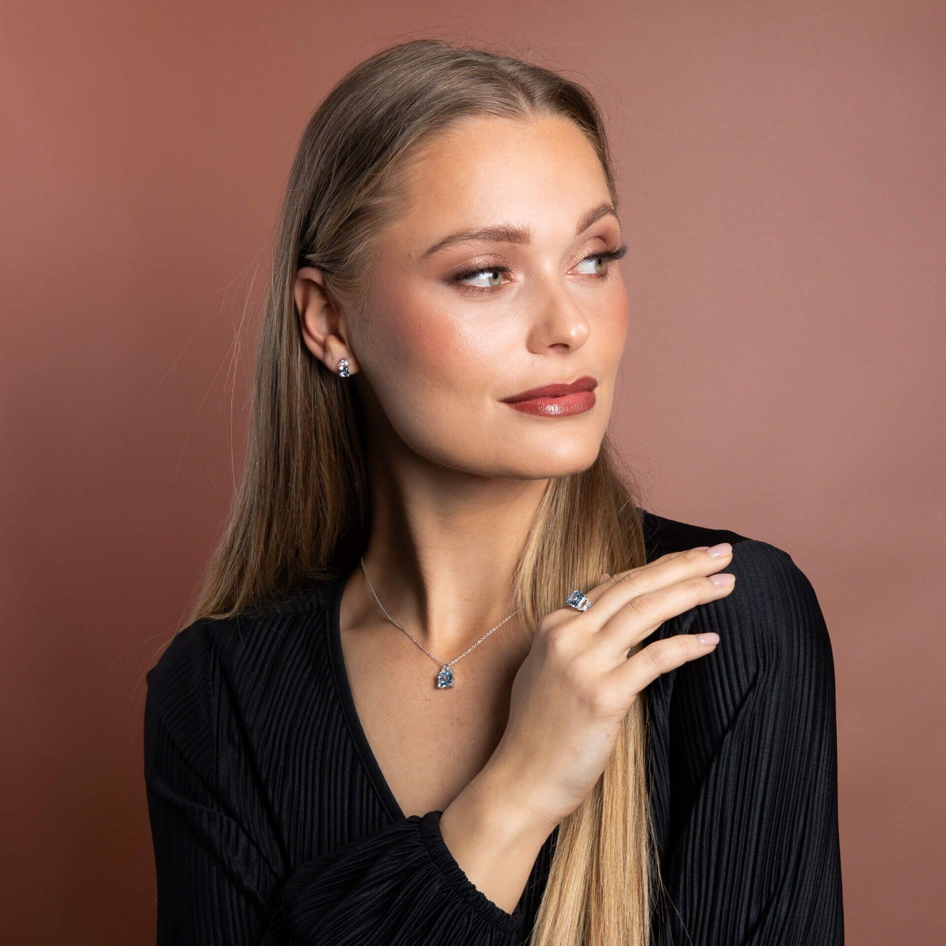 Diamonfire® Sapphire Blue Square-Cut Zirconia Ring with Clear Accents in Triple Plated Sterling Silver – Elegant Statement Jewellery by Gold and Diamonds