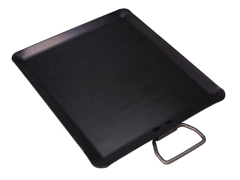 Camp Chef Universal Flat Top Griddle - Lifestyle1