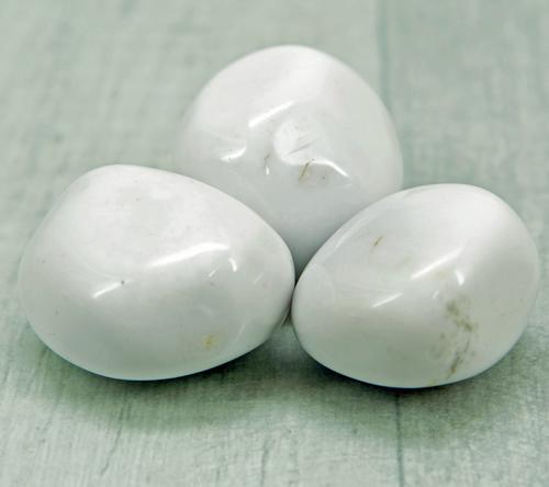 Common Opal Tumble Stones