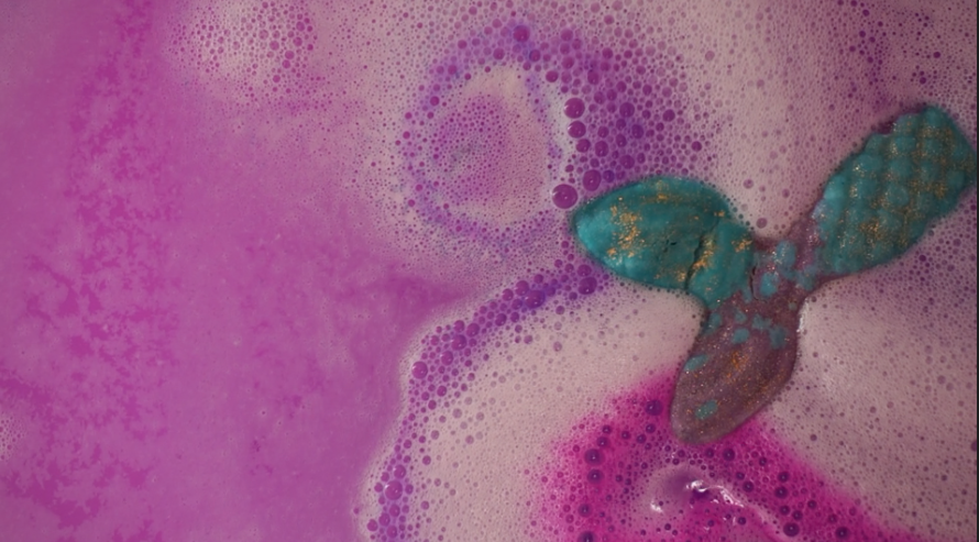 mermaid lagoon bath bomb