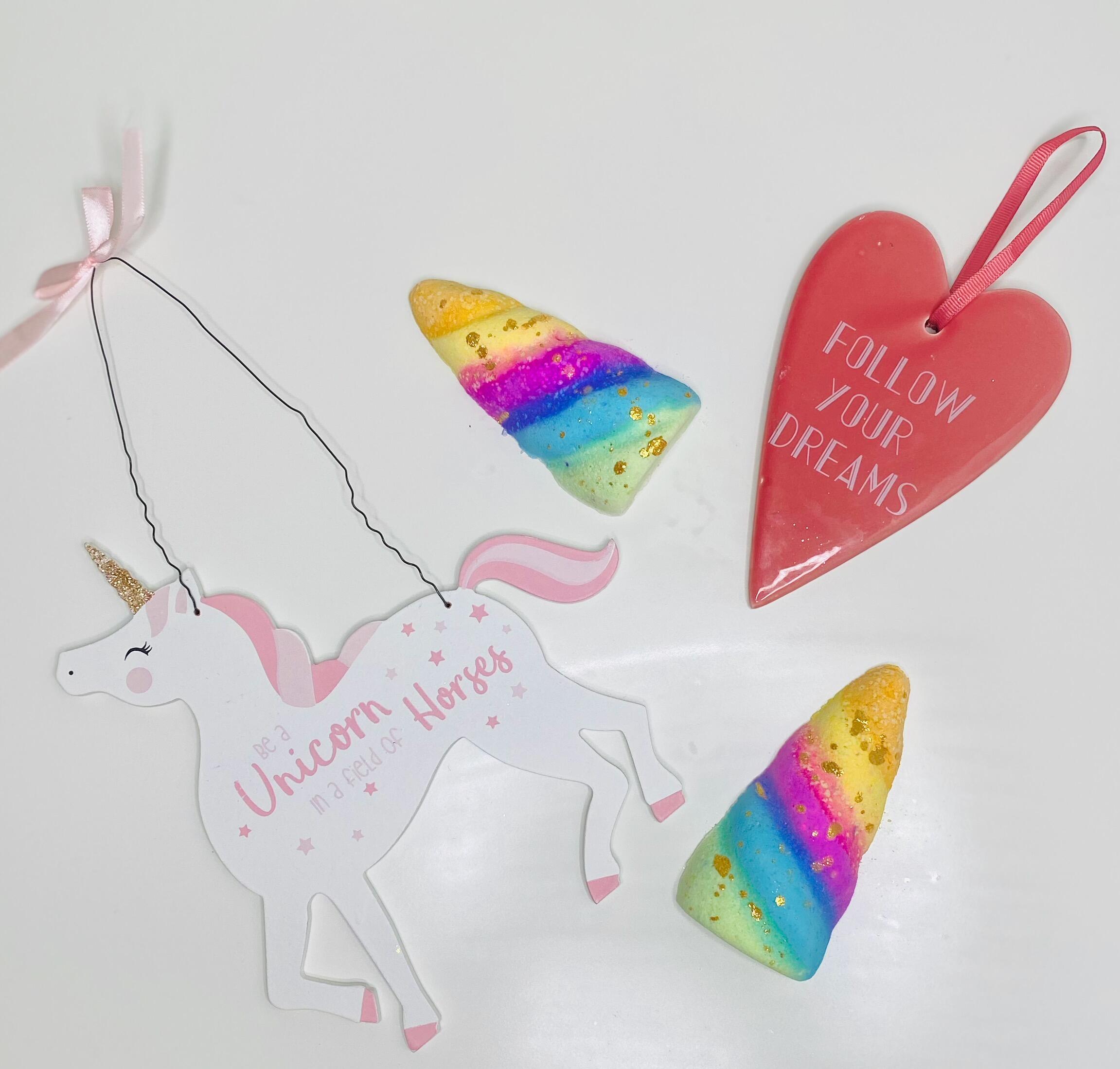 handmade unicorn bath bomb uk