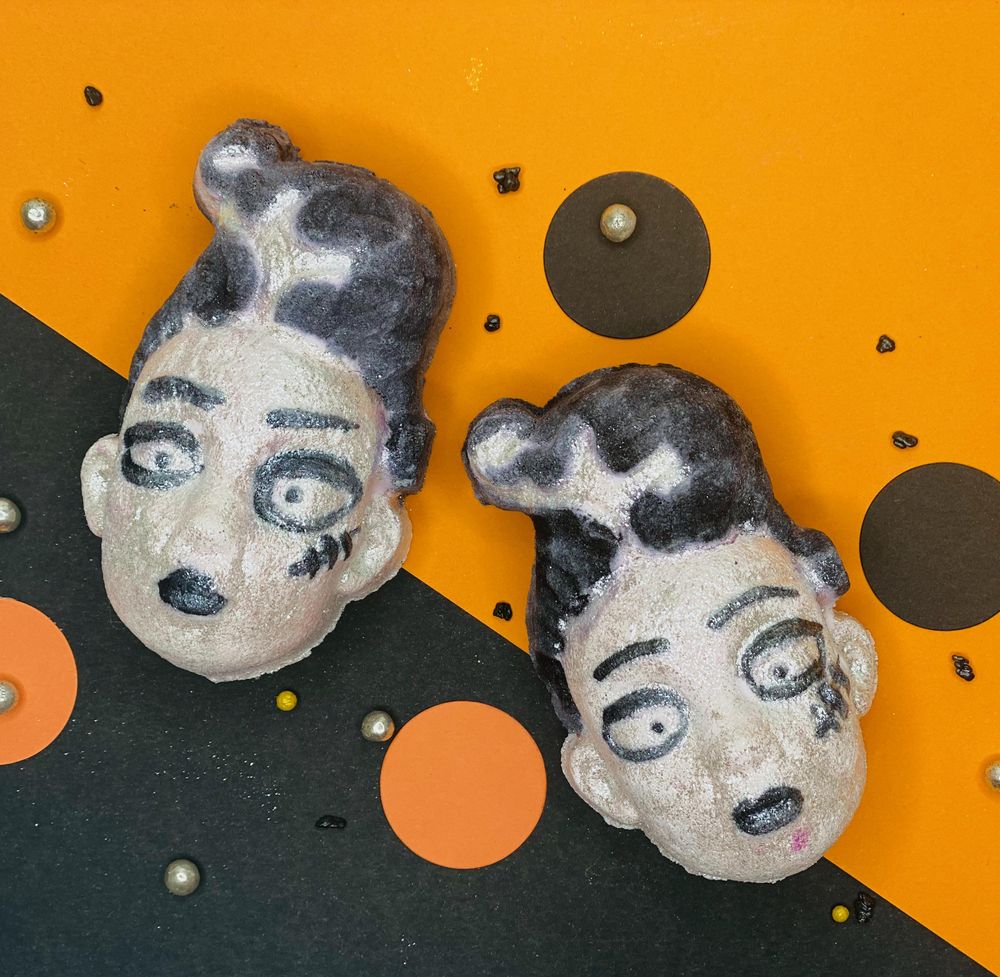 bride of Frankenstein bath bomb