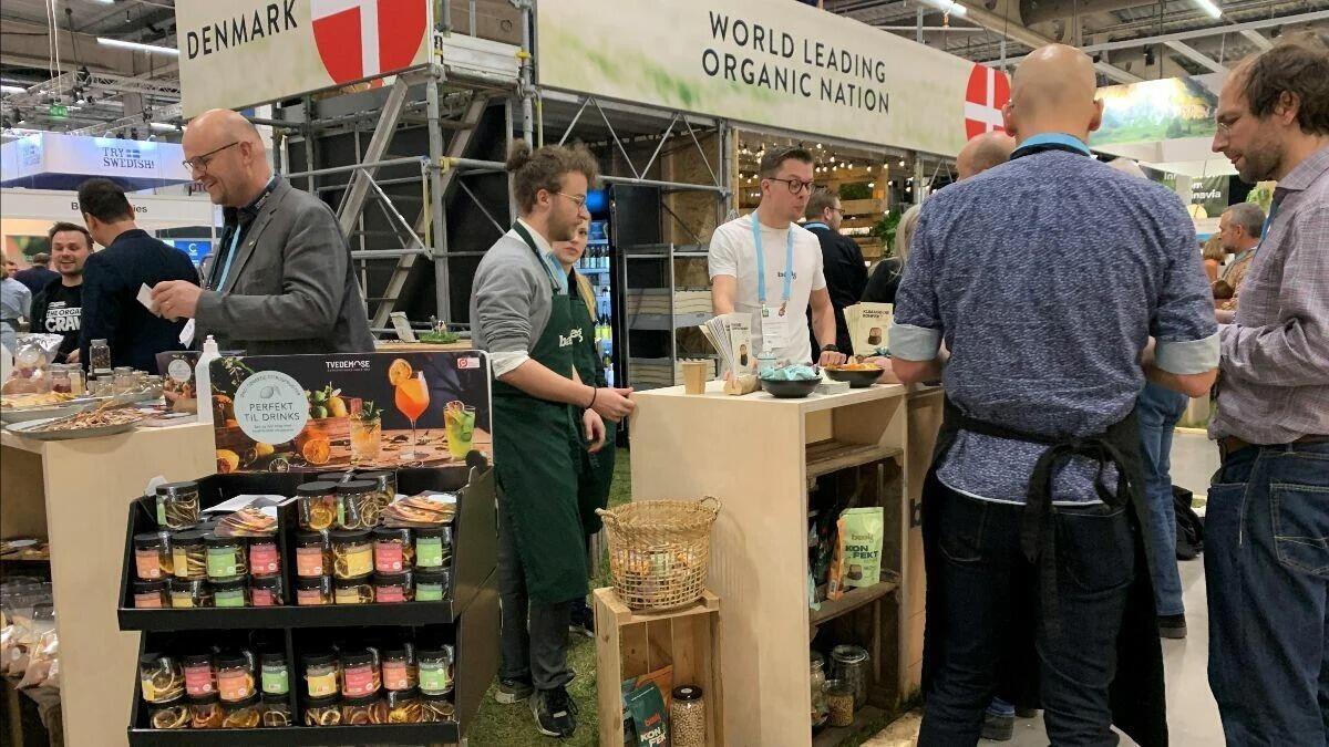 <h3 class="headline-height"><a href="https://shop.organicdenmark.com/noff-2023">EXHIBIT AT NORDIC ORGANIC FOOD FAIR 2023</a></h3><div class="box-height">Join us at the Danish joint stand at the Nordic Organic Food Fair on November 15-16, 2023, in Malmö. Be a part of the largest sustainability and organic trade show in the Nordic region. At our joint stand, we will demonstrate to buyers why Denmark leads in organic farming. Be there to showcase Denmark's organic excellence and sustainable solutions.</div>