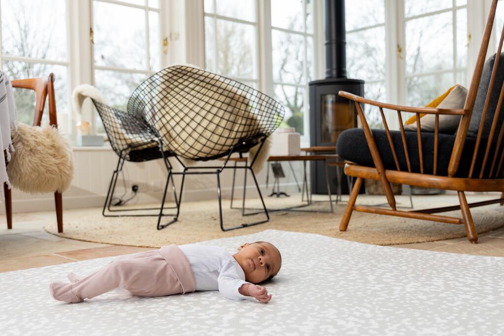 Cozy Autumn Playtime: Styling a Stylish, Safe Play Corner for Your Baby