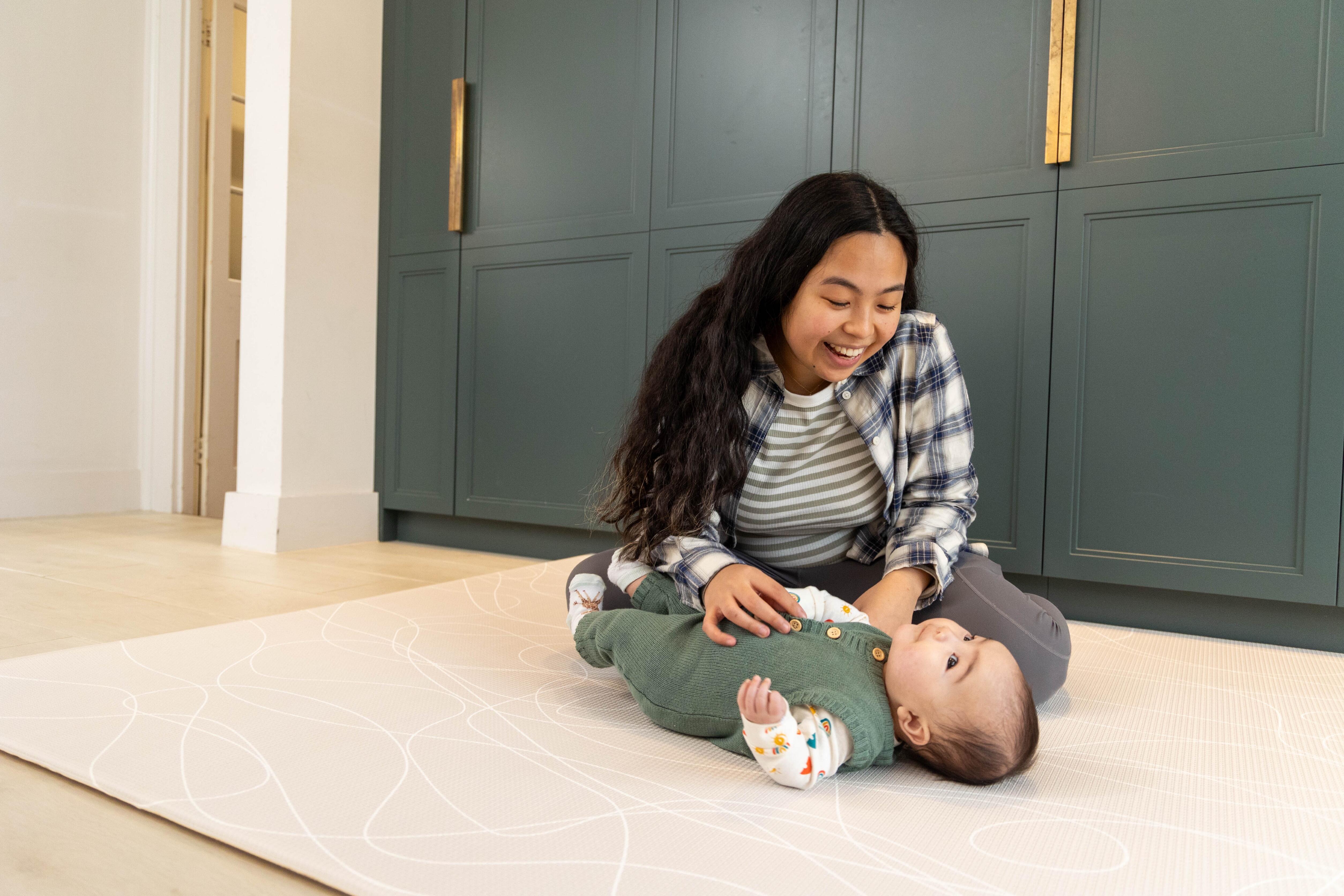 Non-toxic reversible Tiny Trekker Playmat for newborns and toddlers