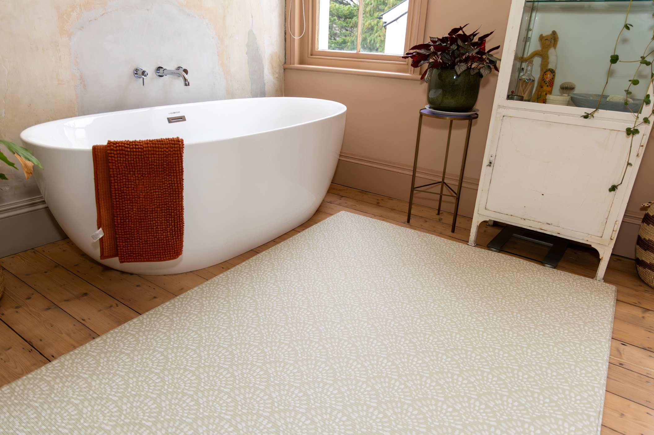 Reversible Scandi Pink playmat – Large Thalassa design by Little Fae, non-toxic and 1.5 cm cushioned foam surface