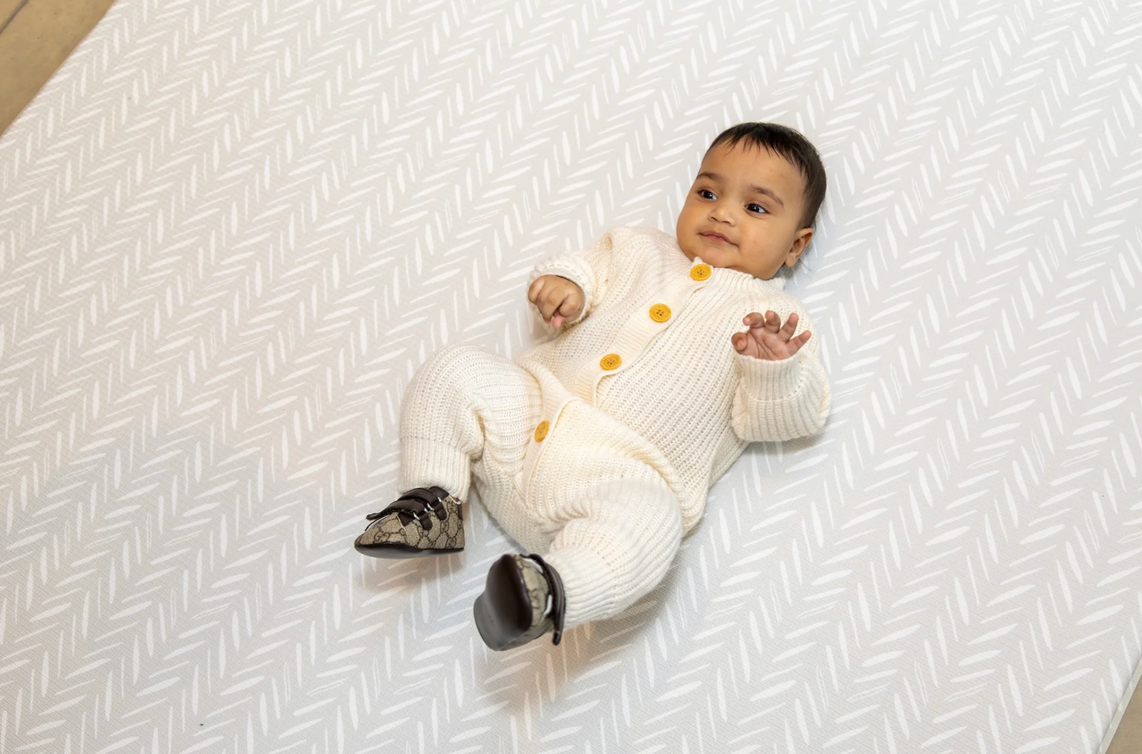 Large Tove Playmat in fennel with hand-painted organic patterns