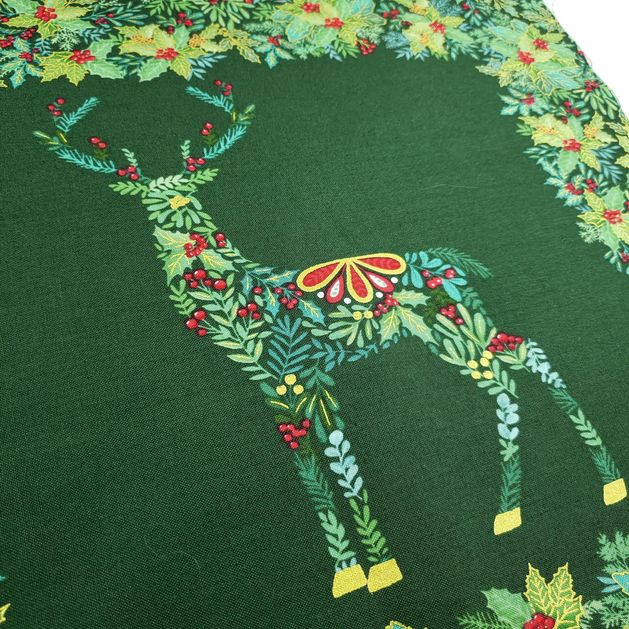 Makower Good Tidings 100% cotton Christmas fabric panels, deer, wreaths, snowmen