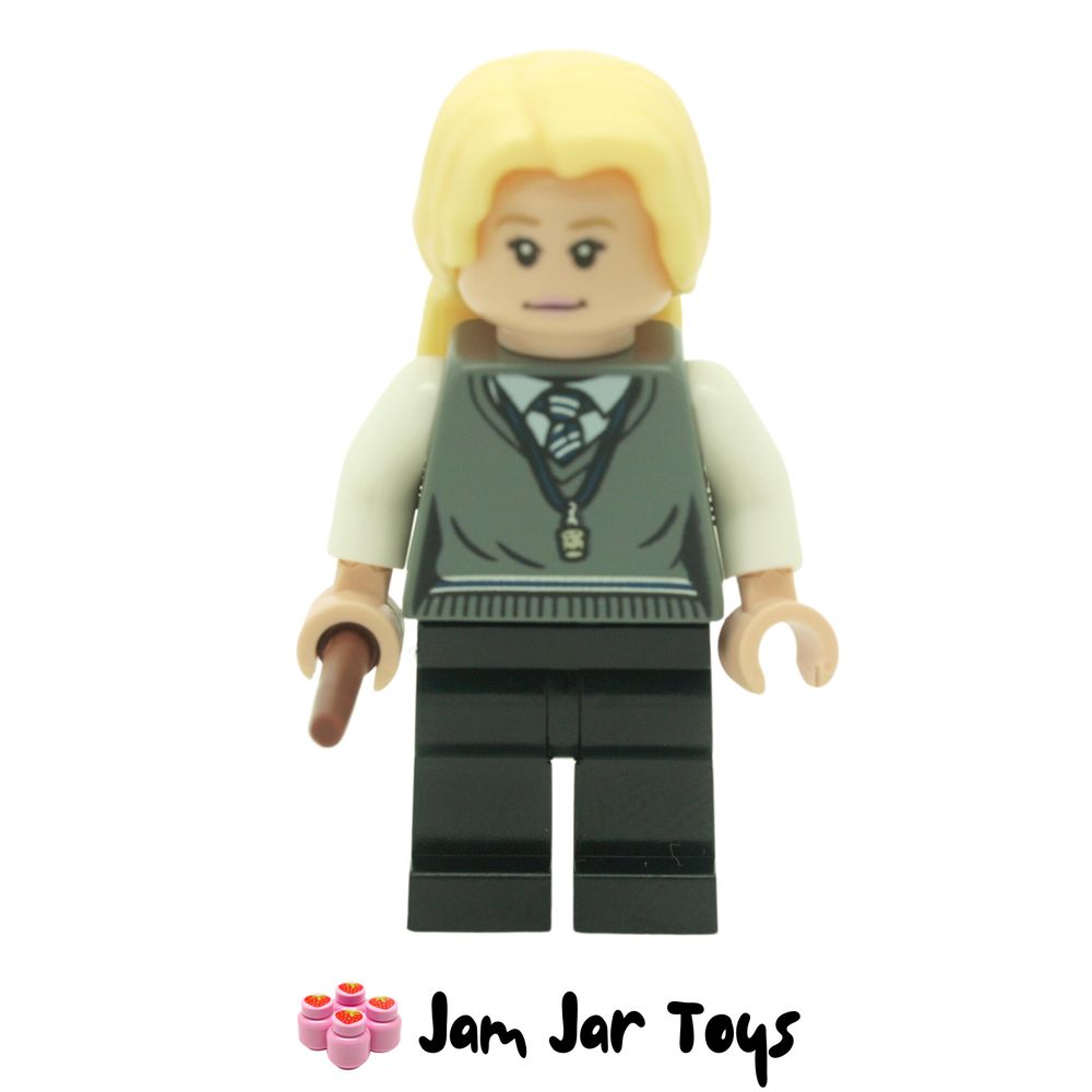 LEGO Luna Lovegood Minifigure HP239 Front View