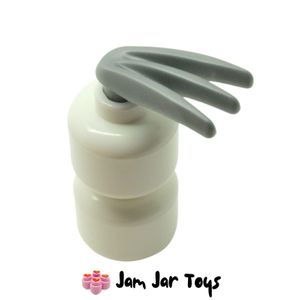 LEGO® Wolverine Claw Weapon / Bladed Claw Spread Flat Silver W28