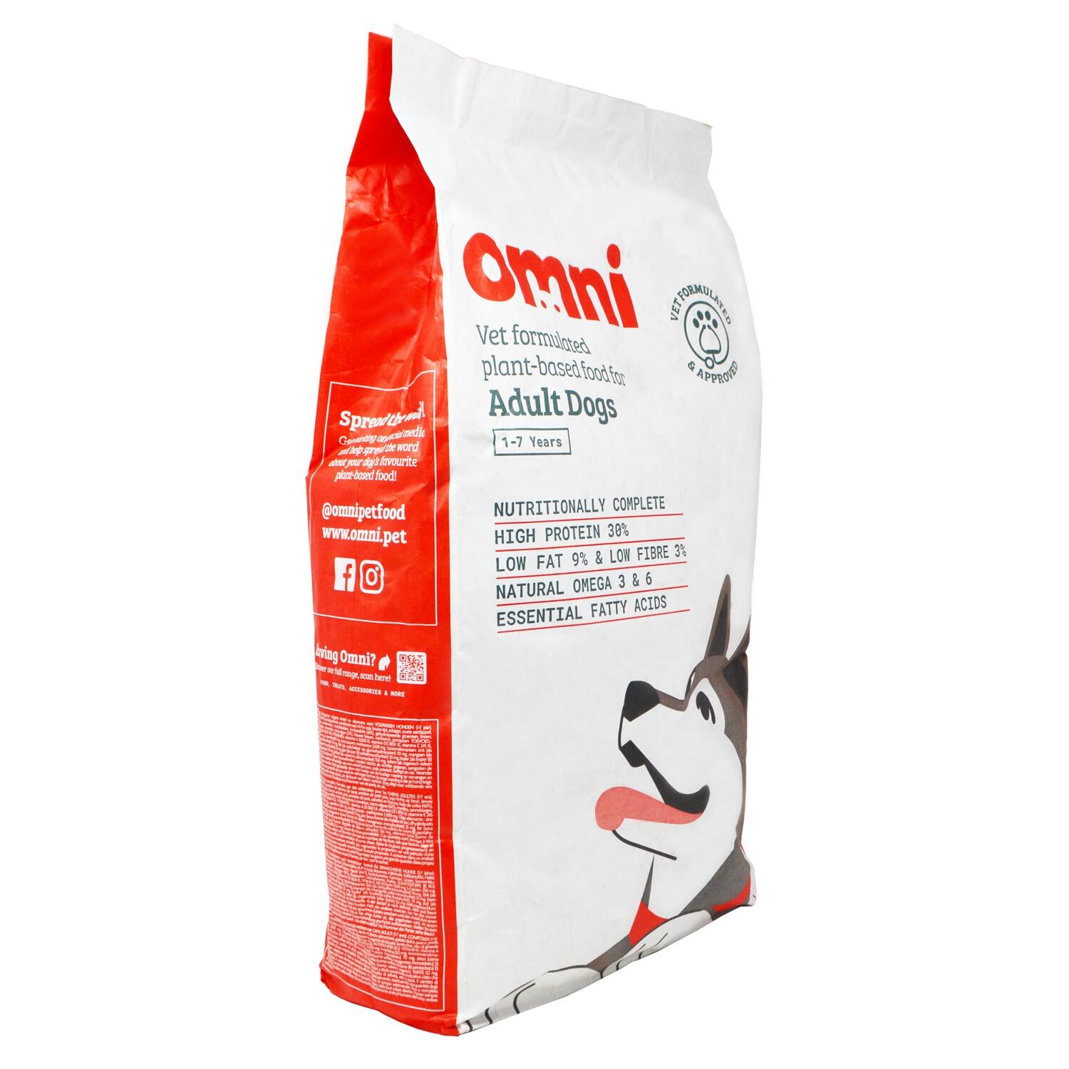 An angled 6kg bag of Omni Complete Plant Based Dog Food