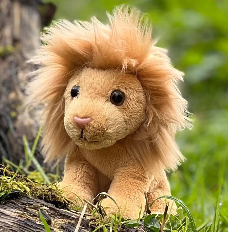 Charlie Bears Cuddle Cub Lion 13cm