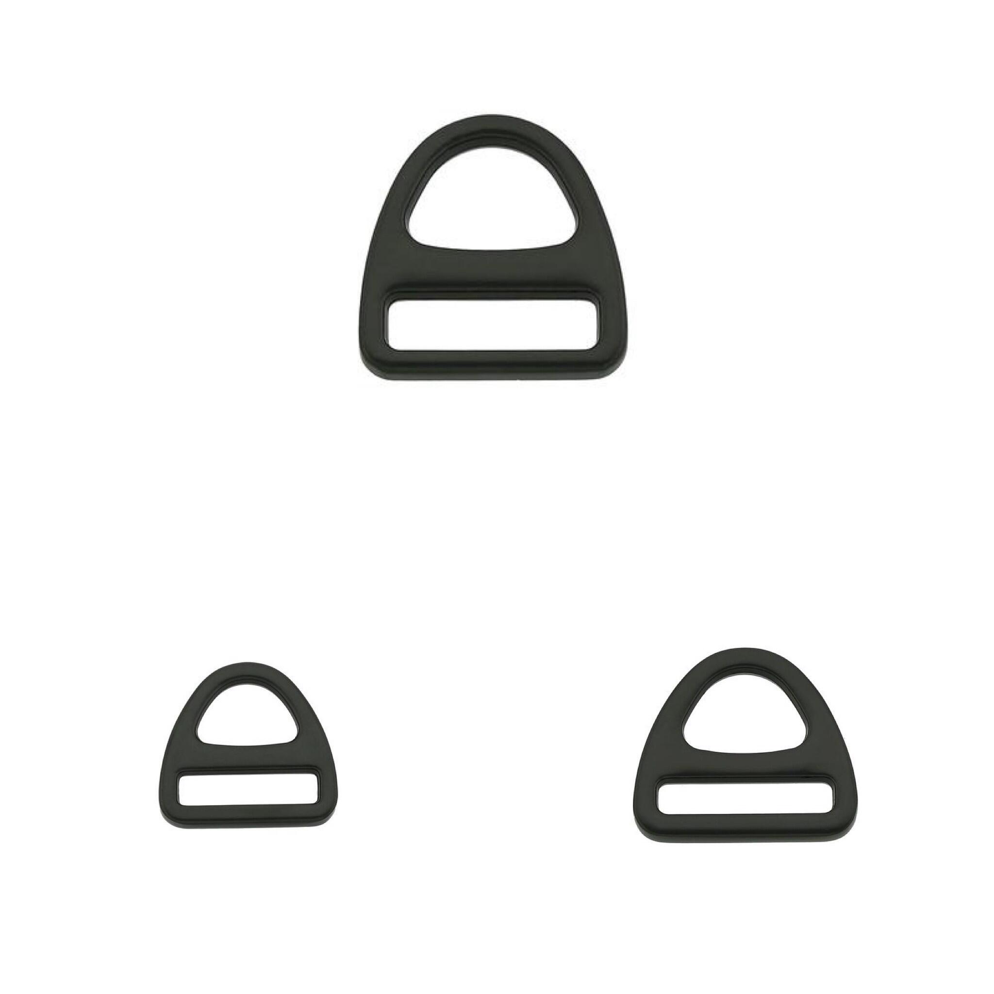 Black harness d ring attachment