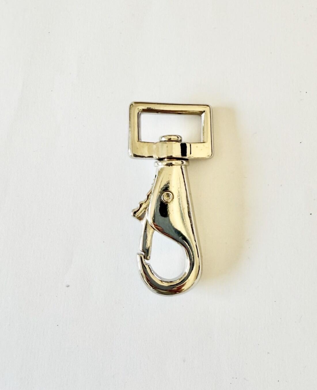 Push opening trigger hook