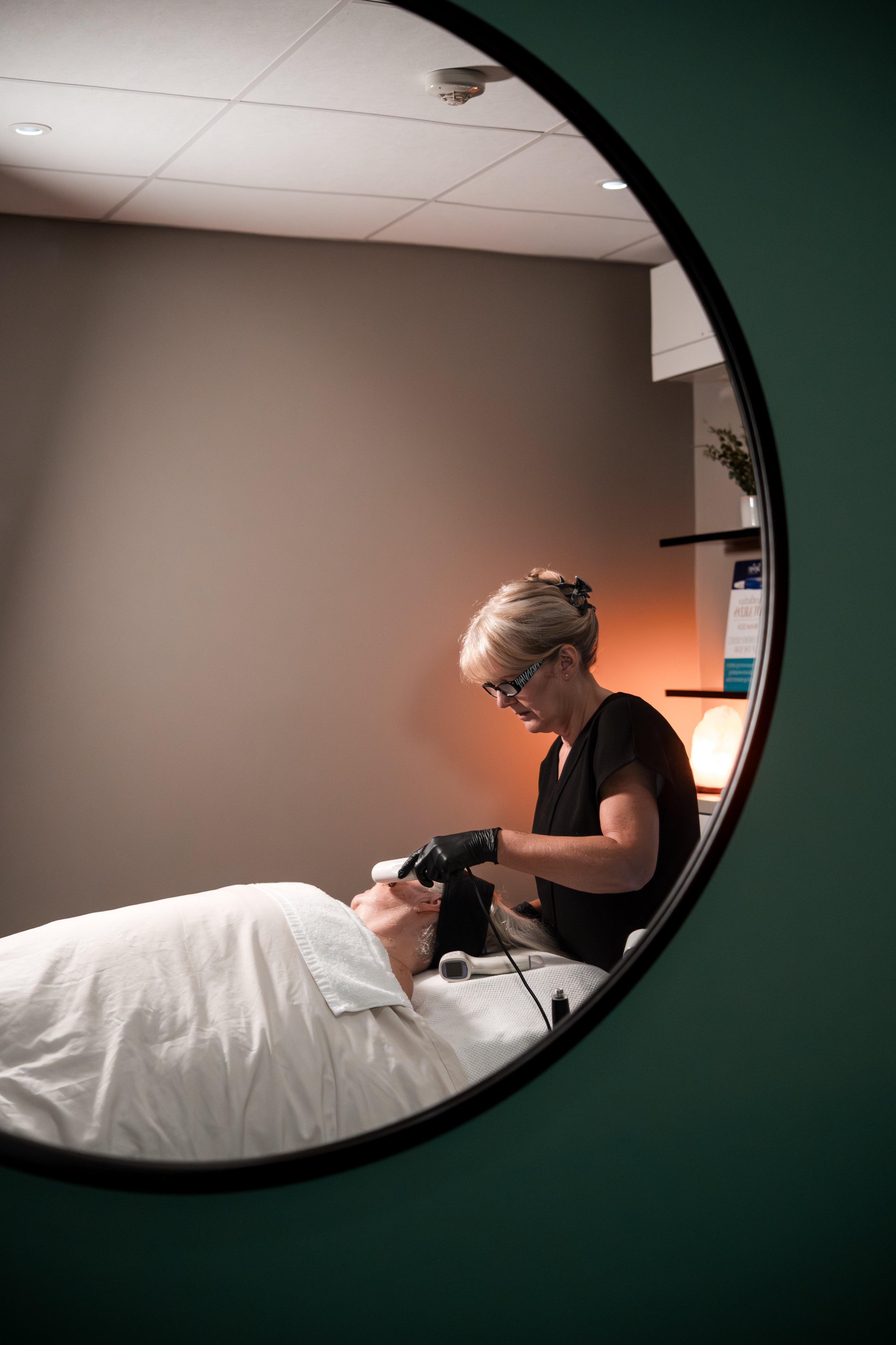 Stimulates collagen and cellular renewal