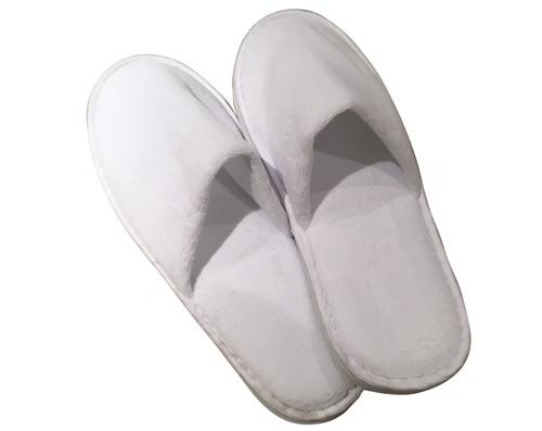 Slippers - Velour Closed Toe