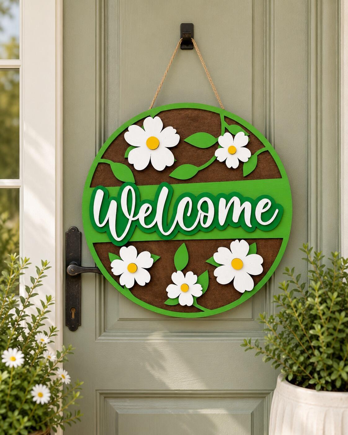 WELCOME DAISY ROUND WOODEN WALL SIGN