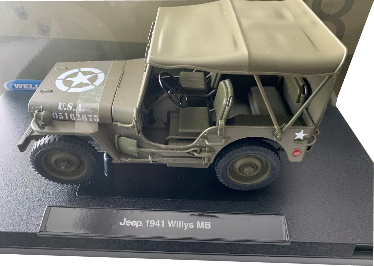 Willys MB USA Military Jeep Closed 1941 in green 1:18 scale model from Welly