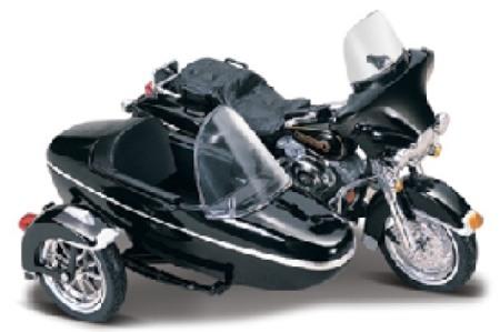 Harley-Davidson-1998-FLHT-Electra-Glide-with-Sidecar-1-18-scale-model-from-Maisto-4965.html