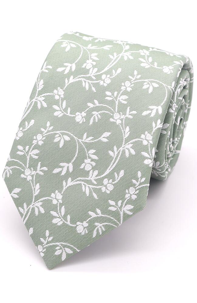 Mix-and-Match Leafy Floral Tie