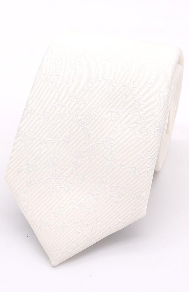 Mix-and-Match Leafy Floral Tie