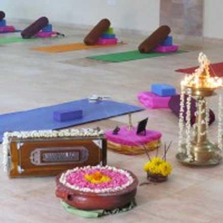 Jivamukti Yoga Holiday with Andrea Kwiatkowski, Kerala India 2017