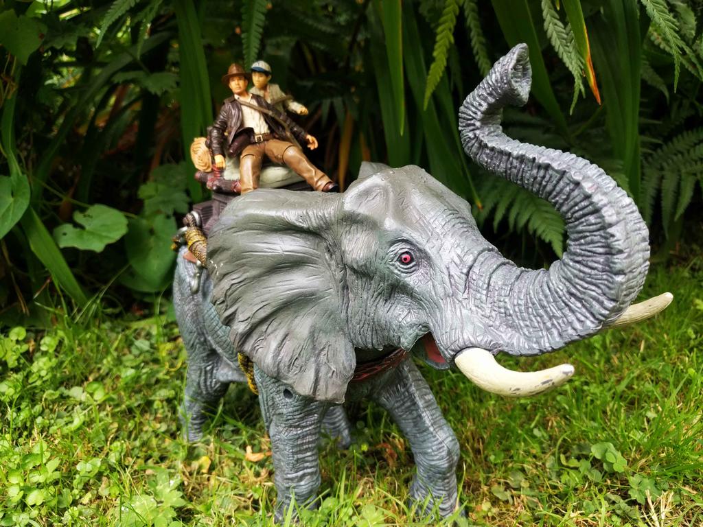 Indiana Jones Action Figures 3.75 inch scale Toys The Rescue