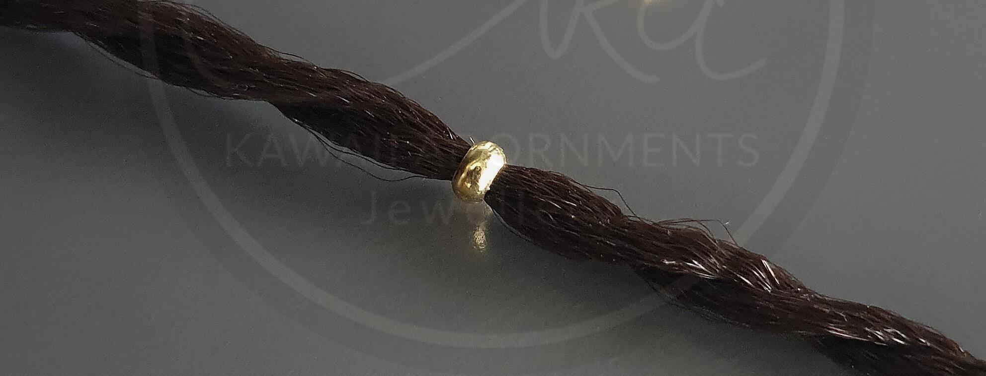 Gold colour loc sprinkles