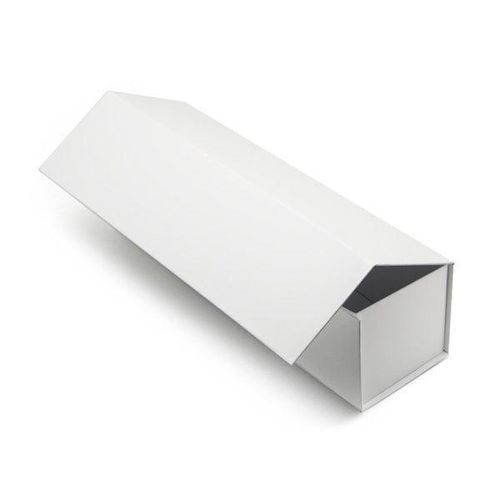 White magnetic bottle gift box