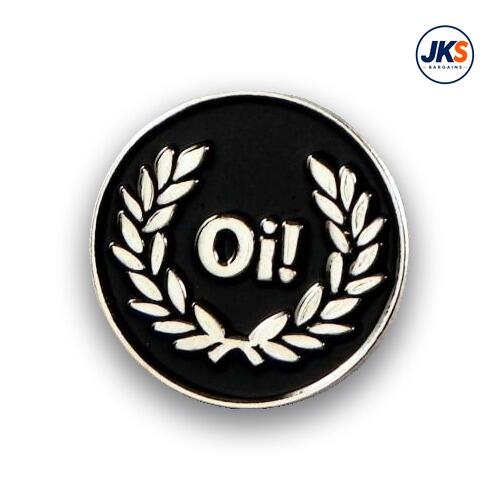 Black Oi! Laurel Pin Badge