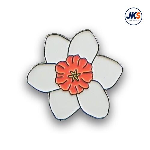 White Daffodil Pin Badge