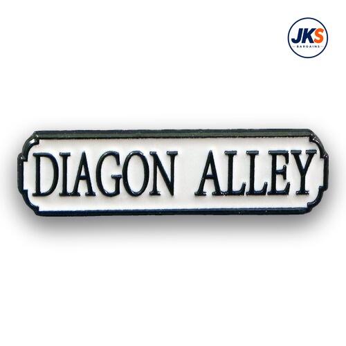 Diagon Alley Pin Badge