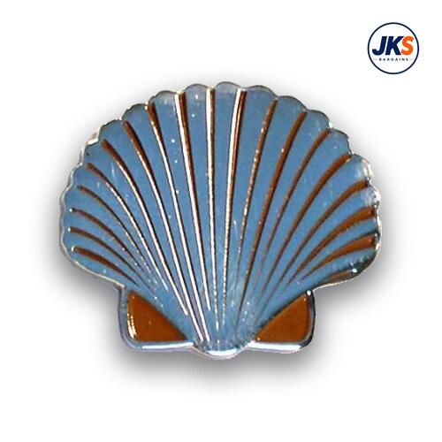 Scallop shell Pin Badge