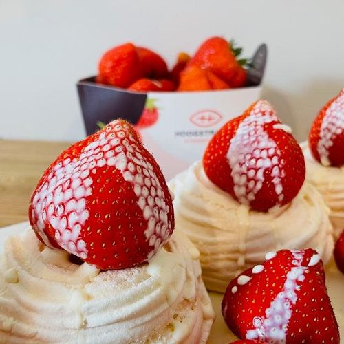 Recipe - Nice and Easy Mini Pavlovas