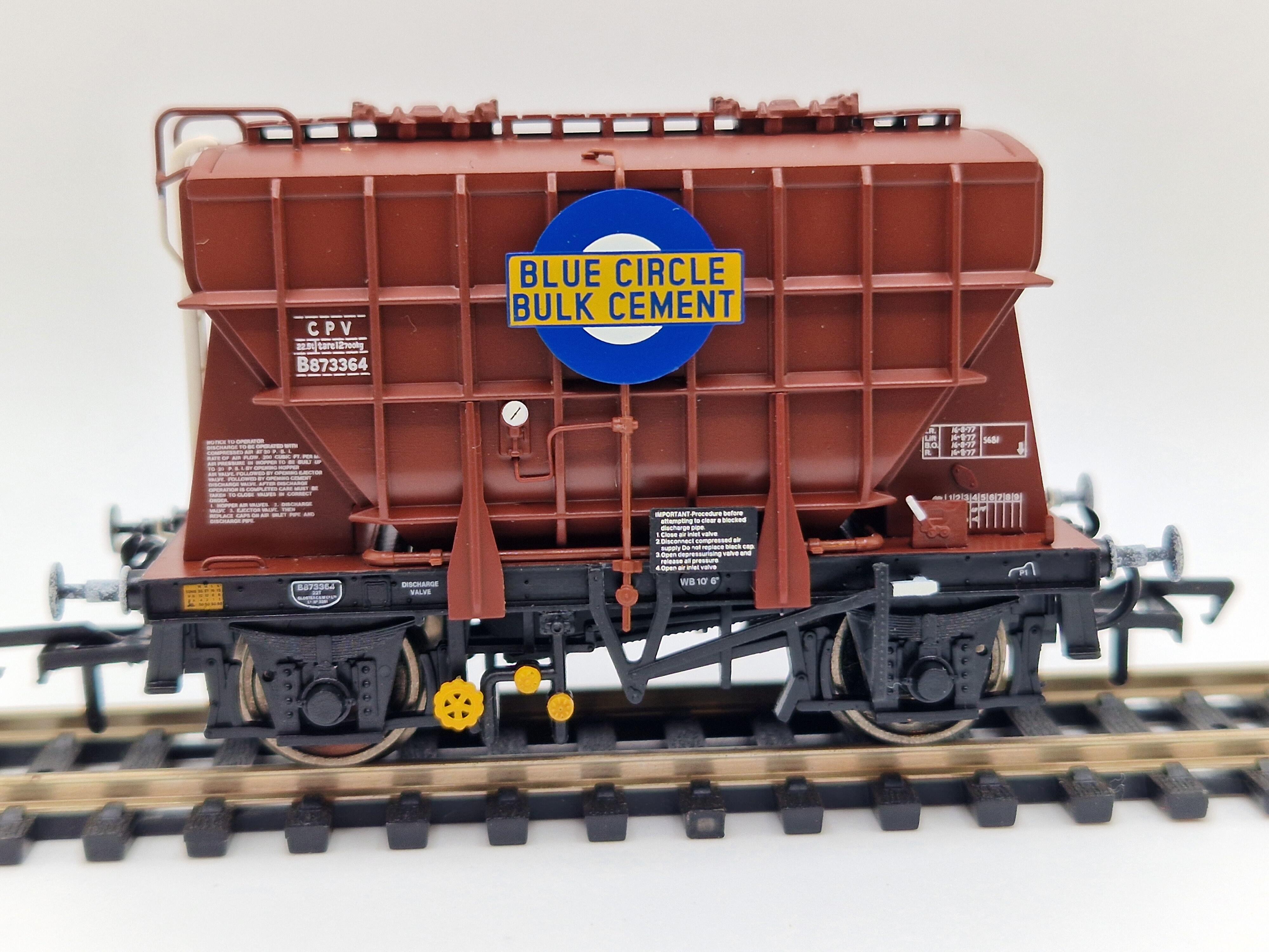 Bachmann Presflo Ton Cement Wagon Blue Circle Cement