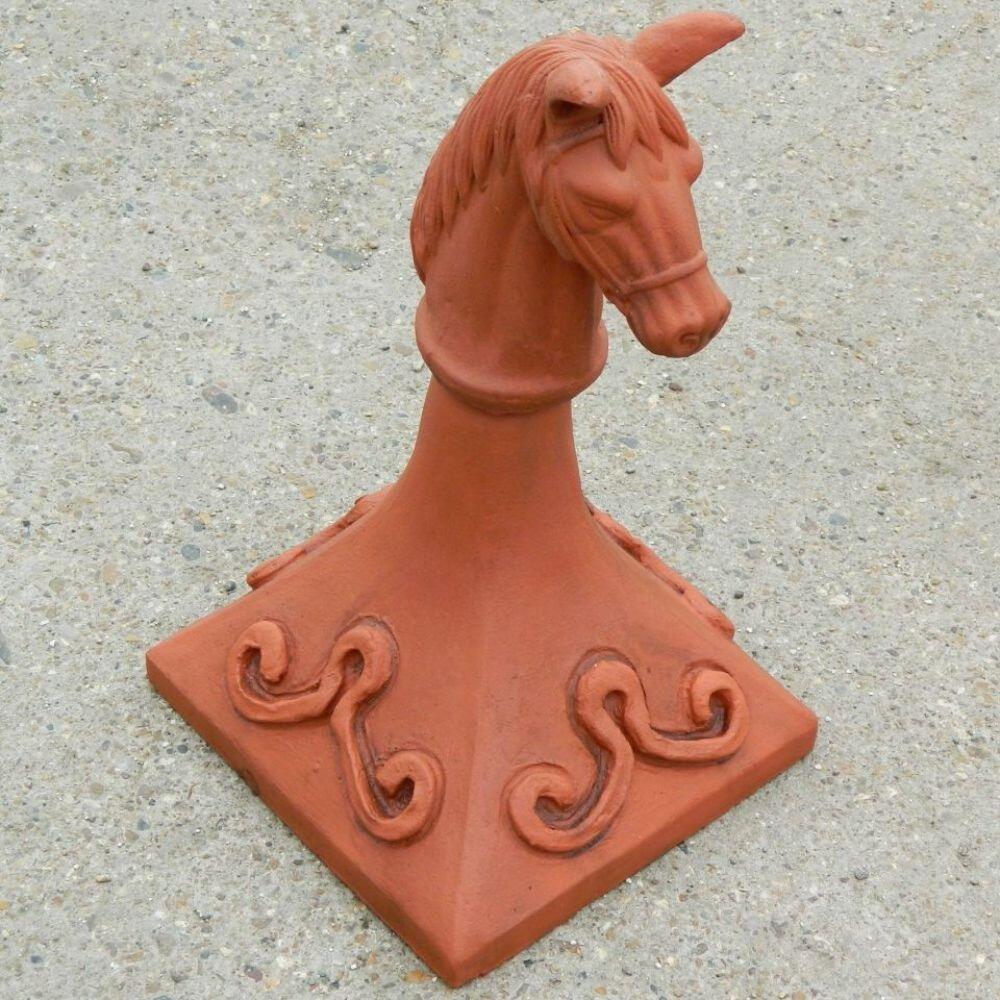 Horse spire roof finial