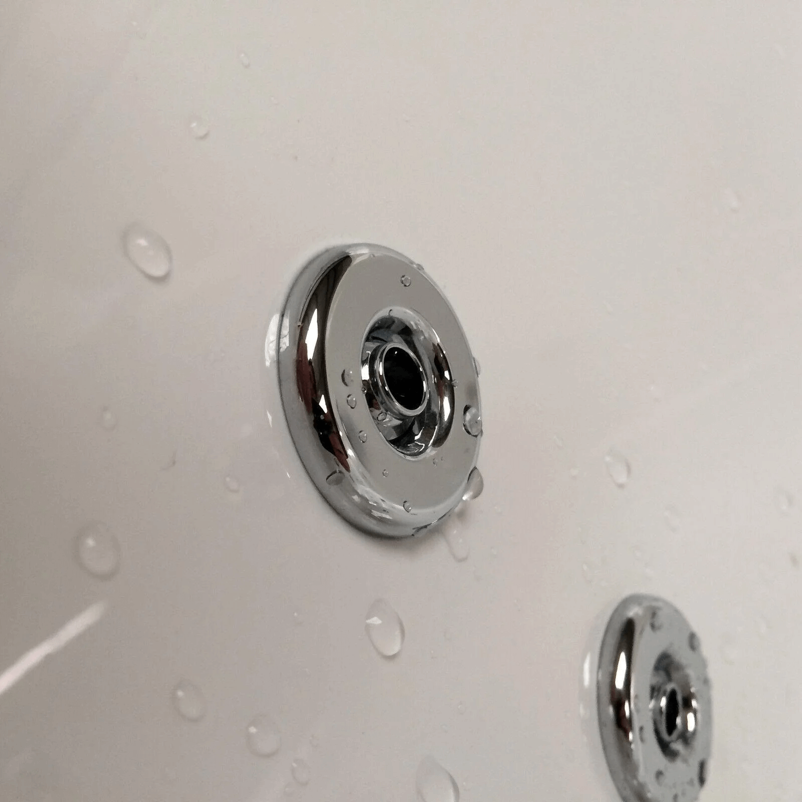 12 Jet Beaufort Malin DE 1650 x 700 mm Double Ended Whirlpool Bath