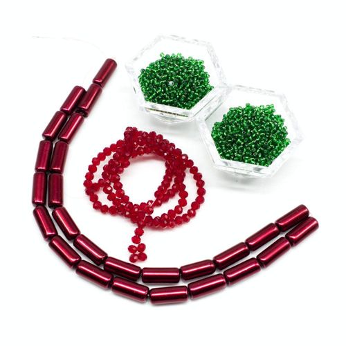 BC Week 44   Faux Cabochon   Holly 3x4mm for jewellery making