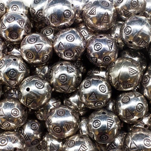 Acrylic Antique Silver Round Beads 12mm 14pcs   Shapes for jewellery making