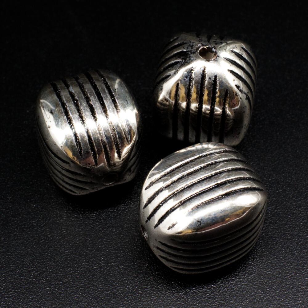 Acrylic Antique Silver Square Rice Beads 18mm 6pcs Stripes
