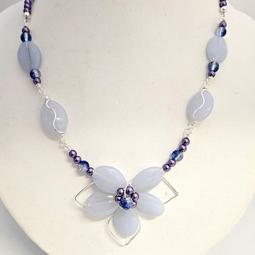 Wire Flower Necklace Makes 2 lilac necklace making kit — DIY set with beads and instructions for creating handmade jewelry