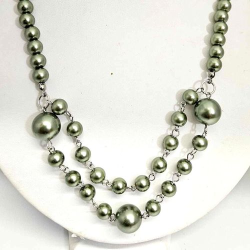 Annie Necklace olive necklace making kit — DIY set with beads and instructions for creating handmade jewelry