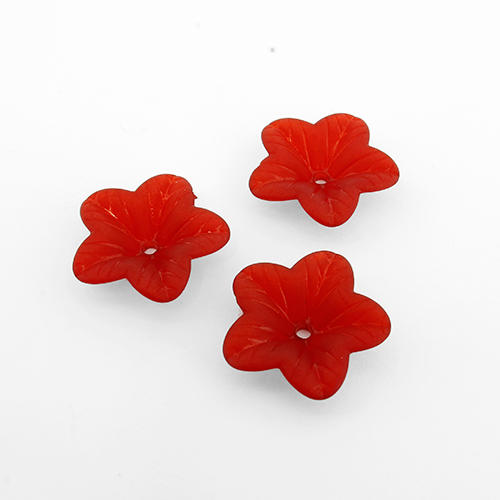 Lucite Flower Small - Red - 35 pcs