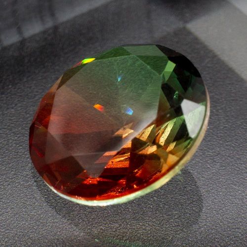 Crystal Round Cabochons 18mm   Green Red for jewellery making