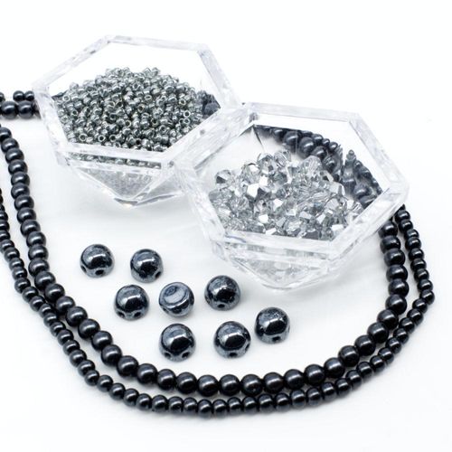 Azalea Bauble Zoom 28/2 grey jewelry making kit — DIY set with beads and instructions for creating handmade jewelry