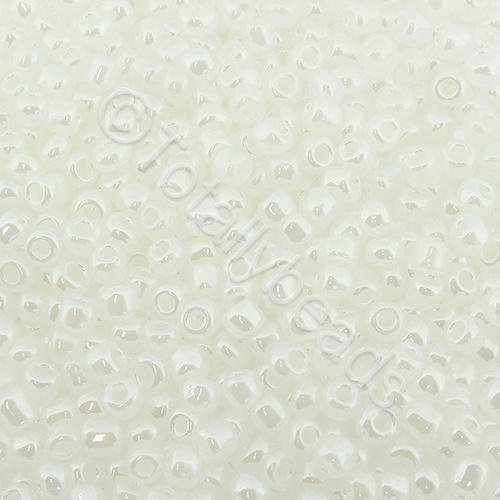 Seed Beads Pearl Shine  White - Size 8 100g