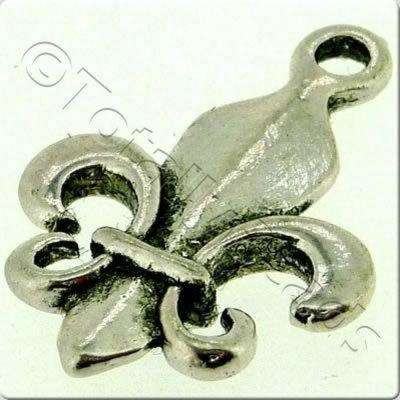 Tibetan Silver Charm - Freur-de-lys 8pcs