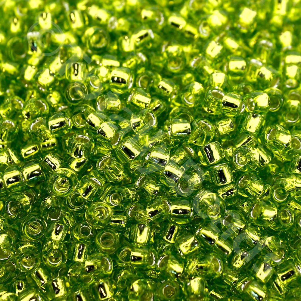 Toho Size 8 Seed Beads 10g -  Silver Lined Lime Green