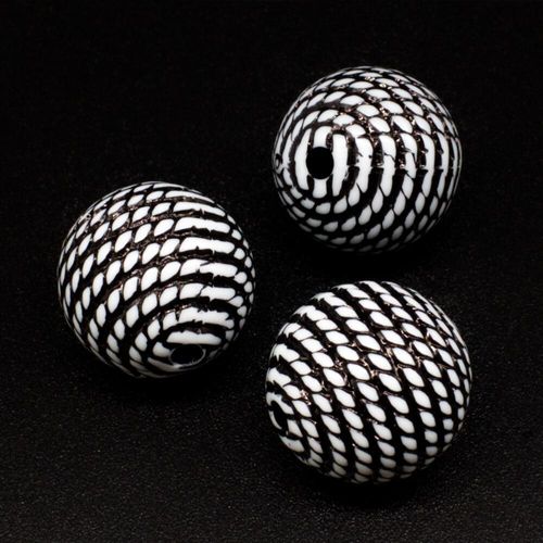 Acrylic Rope Beads Round 17mm 10pcs   White for jewellery making