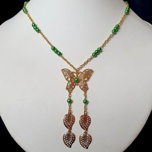 Kimana Butterfly Necklace green necklace making kit — DIY set with beads and instructions for creating handmade jewelry